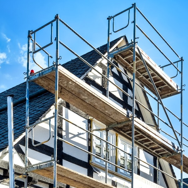 Reconstruction and renovation of an old half-timbered house